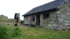 Cabane d'Ardane. Kuvan eläkeläispariskunta Belgiasta eteni samaa tahtia meidän kanssa.